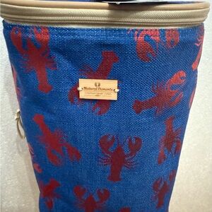 NWT Natural Elements Insulated Wine Bottle Carrier Blue and Red Lobster Print